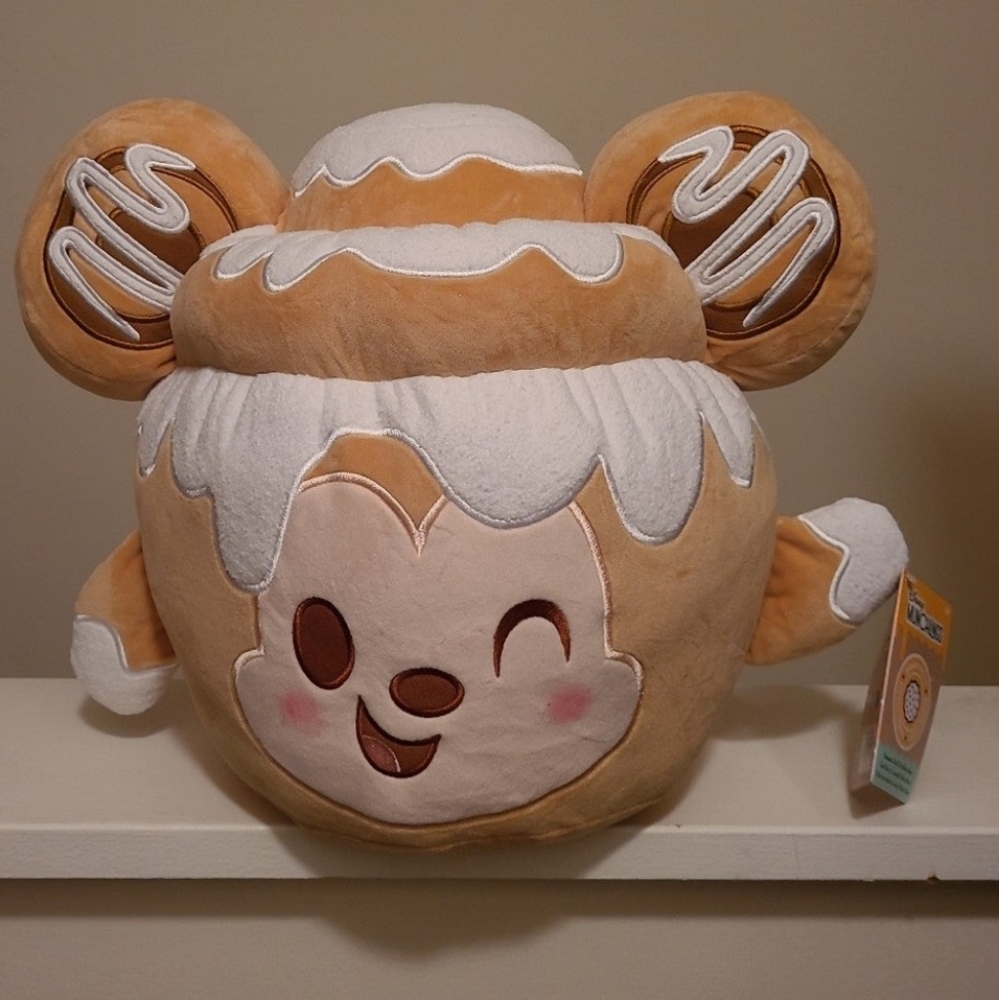 Disney Munchlings Cinnamon Swirl Bun Mickey Mouse Plush
